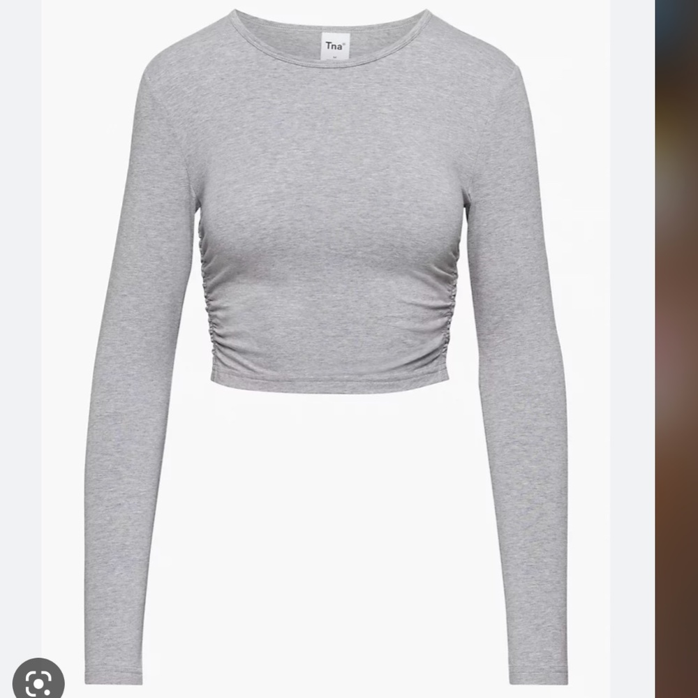 ❤️Aritzia TNACHILL Malibu Cropped Longsleeve Heather Dove Grey XS❤️